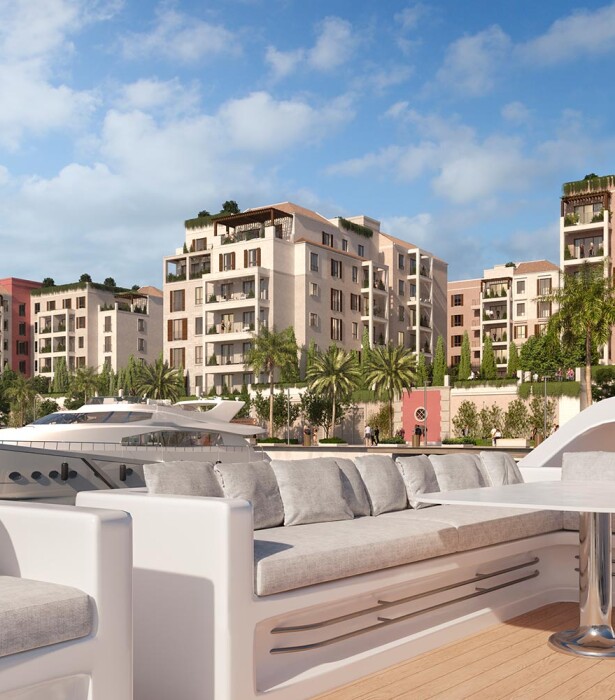 Le Ciel Port de La Mer